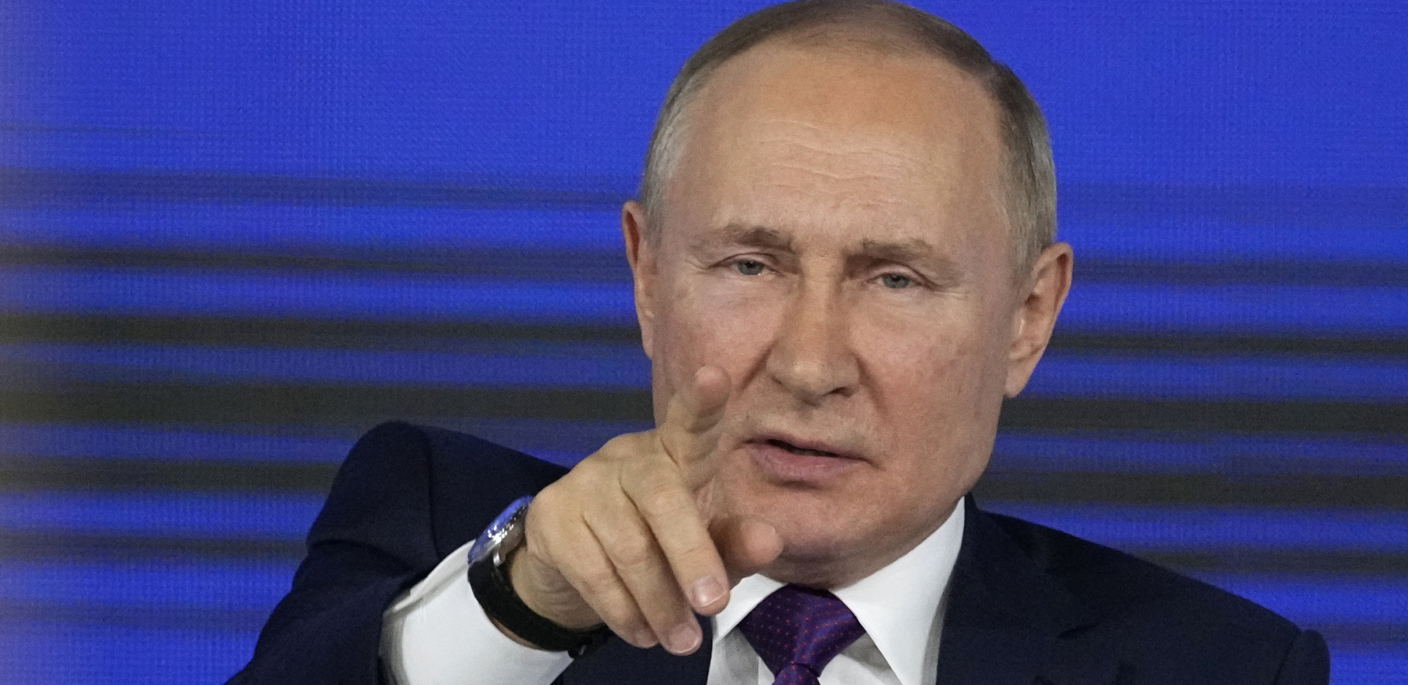 SVETSKE SILE LOME KOPLJA Bajden i Putin ratuju zbog Srbije!