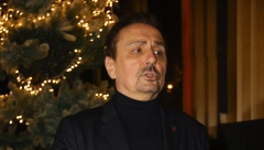 VRTI SE NA NOZI USRED MILANA Hit snimak Dragana Kojića Kebe, komentar njegove ćerke nasmejao je sve (VIDEO)