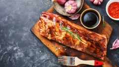 OVAKO NEŠTO NISTE PROBALI: Recept za marinadu koja će svaku vrstu mesa učiniti neverovatno ukusnom!