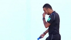 TRAGEDIJA Pozlilo mu na zagrevanju, utakmica prekinuta kada je javljeno da je igrač preminuo (VIDEO)