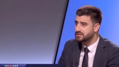 ZELENOVIĆ UNIŠTEN! Todorović mu brutalno odgovorio: U Ustavu se ne menja preambula Kosova! Viola fon Kramon neće uspeti u onom što je naumila! (VIDEO)