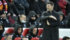 PRED NOVIM ANGAŽMANOM Stiven Džerard postaje selektor?