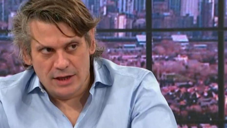 EVO KO JE PISAO UMESTO MARINE! Laća otkrio nepoznate detalje iz života svoje majke: Svi su mislili da je to plod njene genijalnosti!