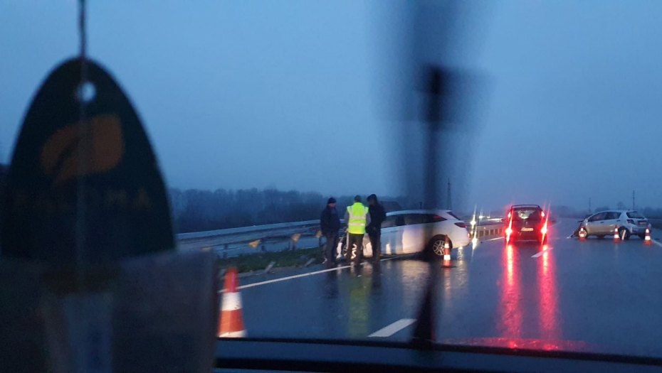 Prevrnuo se autobus kod Merošine