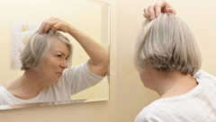 PROFESIONALNI FRIZERI OTKRIVAJU Evo zašto ne treba čupati sede vlasi