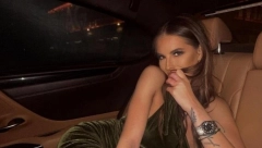 OTIŠLA KORAK DALJE Zorannah pozirala, pa pokazala gaćice (FOTO)