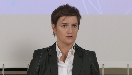 ŠOLAK KUPUJE SAUTEMPTON Brnabić: Sve ovo napravljeno je novcem građana Srbije i zloupotrebom državnih resursa!