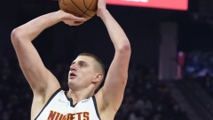 I KAD NIJE NAJBOLJI ON JE DOBAR Jokić na dva poena od novog tripl-dabla u pobedi Denvera! (VIDEO)