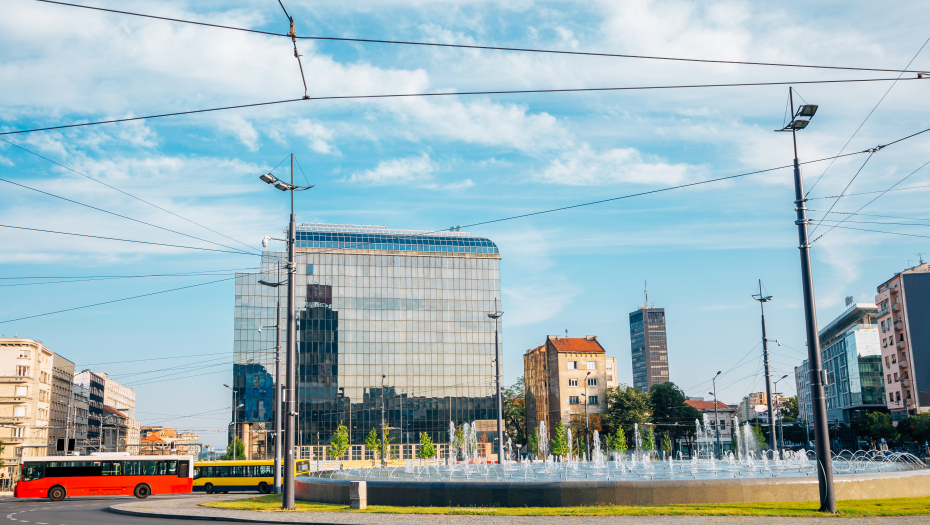 OVO JE RADNO VREME ZA PRVOMAJSKE PRAZNIKE Šta radi, šta ne, šta je besplatno i ko je sve dežuran za praznik rada