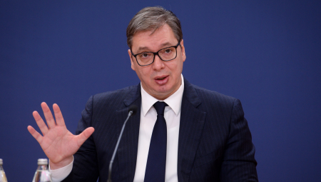 SRBIJA SE NAORUŽAVA DA BI SE ODBRANILA Zašto niko ne pita druge za oružje