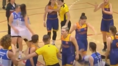 SEVALE PESNICE! Košarkašice se potukle na utakmici, nemile scene u Bosni i Hercegovini! (VIDEO)