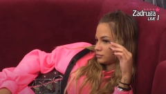 ISPLIVALE EKSPLICITNE FOTKE ANE JOVANOVIĆ! Dalilina suparnica pozira potpuno gola, a svi se pitaju šta joj je to na leđima! (FOTO +18)