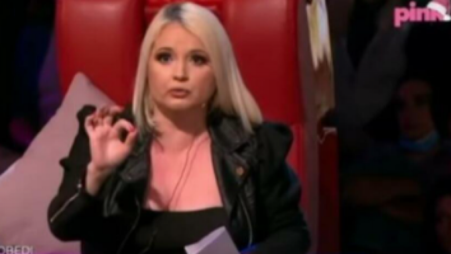ONA JE PRVA UZELA MOG SINA U RUKE! Maja Nikolić otkrila detalje emotivne priče sa ovom koleginicom! (FOTO)