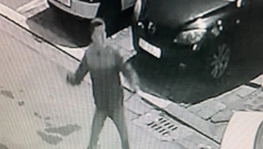 DIVLJANJE VANDALA! Još jedan u nizu napada na prostorije novobeogradskog odbora SNS! (FOTO/VIDEO)