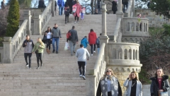 PROLEĆNO VREME U FEBRUARU Jutro donosi kišu, a onda sledi vremenski obrt!