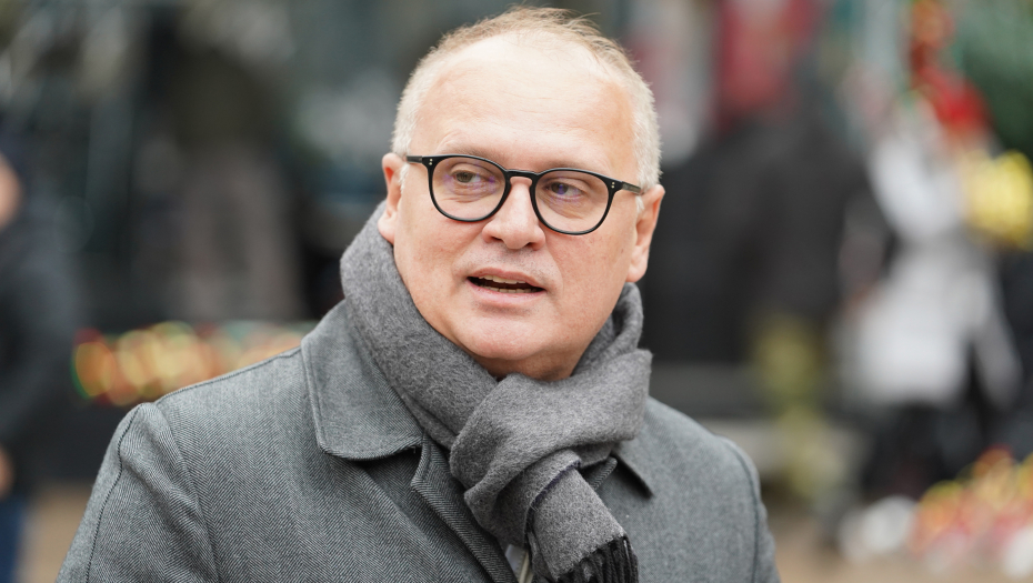 POZIVAM DRŽAVNE ORGANE DA REAGUJU NA DOKAZE DA SE SPREMA ATENTAT NA PREDSEDNIKA! Goran Vesić se hitno oglasio posle pretnji Radoja Zvicera Aleksandru Vučiću