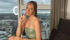 SVE ZA LJUBAV! Fudbaler Sitija preko tasta spasava vezu sa supermodelom! (FOTO)