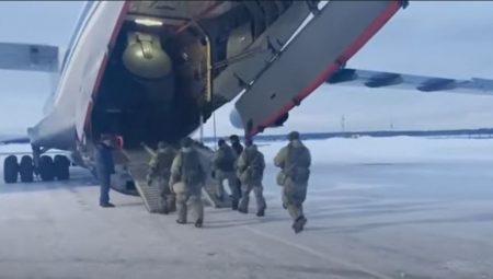 RUSIJA POVLAČI TRUPE SA UKRAJINSKE GRANICE Niko ne zna šta se dešava