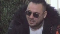 NE MOŽE DA ZADRŽI SUZE! Car kuka na sav glas za Majom, a ova stvar ga razdire!