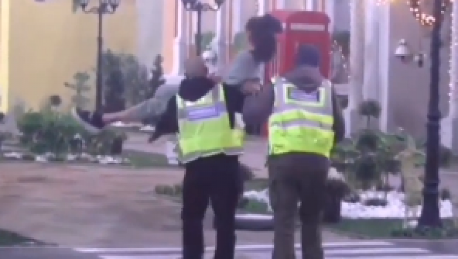 ISPLIVAO JEZIVI SNIMAK! Uznemirujuće scene u Zadruzi, produkcija donela momentalnu odluku, obezbeđenje ovo do sada nikada nije uradilo! (VIDEO)