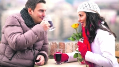 NE SLUŽI SE KAO HLADNO Odaberite pravu čašu za kuvano vino