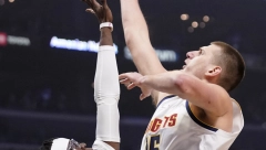 SRBIN NASTAVLJA DA KIDA! Jokić održao čas košarke Nurkiću! (VIDEO)