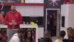 NE PADA MI NAPAMET DA SE SKLONIM OD NJE! Janjuš otkrio sve o odnosu sa Sandrom, pa uspeo da izmami osmeh na njenom licu nakon ovih reči!