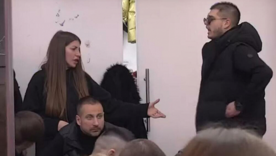 OD DANAS SAM JOŠ GORA! Dalila brutalno zapretila Dejanu, zadrugarkina izjava naišla na strašne osude zadrugara, a onda je šokirala potezom!