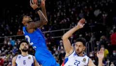 MICIĆ BLISTAO, EFES IZGUBIO U DERBIJU! Anđušić odličan u pobedi Monaka protiv Bajerna