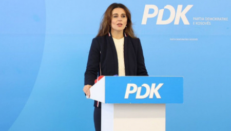 SVAĐA U PRIŠTINI ZBOG ZSO "Kurti je smešan"