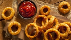 Ide uz sve: Pohovani luk (RECEPT)