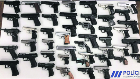 SRBIJA I EUROPOL RAZORUŽALI MAFIJU Veliki udarac za kriminalne klanove u međunarodnoj operaciji Konversus