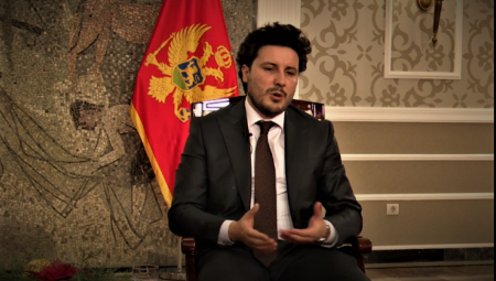ABAZOVIĆ KOMENTARISAO USKRAĆIVANJE PODRŠKE Pozdravljam odluku DPS, kada niste u mogućnosti da pomognete državi... (FOTO)
