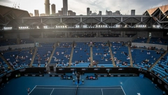 BRUKAJU SE NA SVAKOM KORAKU I Ruskinja žrtva političke odluke! Zabranili joj da igra zbog vakcine, pa preko noći promenili odluku!
