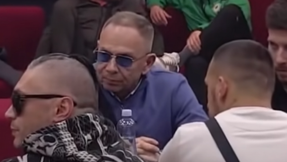 TATALNO SE POGUBIO! Sale glumac doživeo neviđeno poniženje, zadrugari ga žestoko isprozivali: Gledaju te kao kretena!