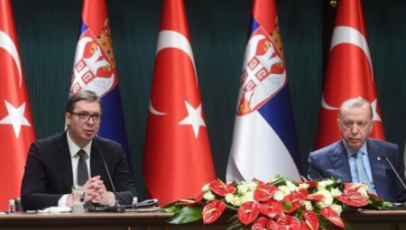 DIVNA DOBRODOŠLICA Vučić se zahvalio Erdoganu