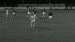 PIJAN DAO DVA GOLA ZVEZDI, TRAŽILA GA BARSELONA, A PAD SA TERASE MU OKONČAO KARIJERU! Nestvarna životna priča jednog od najvećih fudbalskih talenata Jugoslavije! (VIDEO)