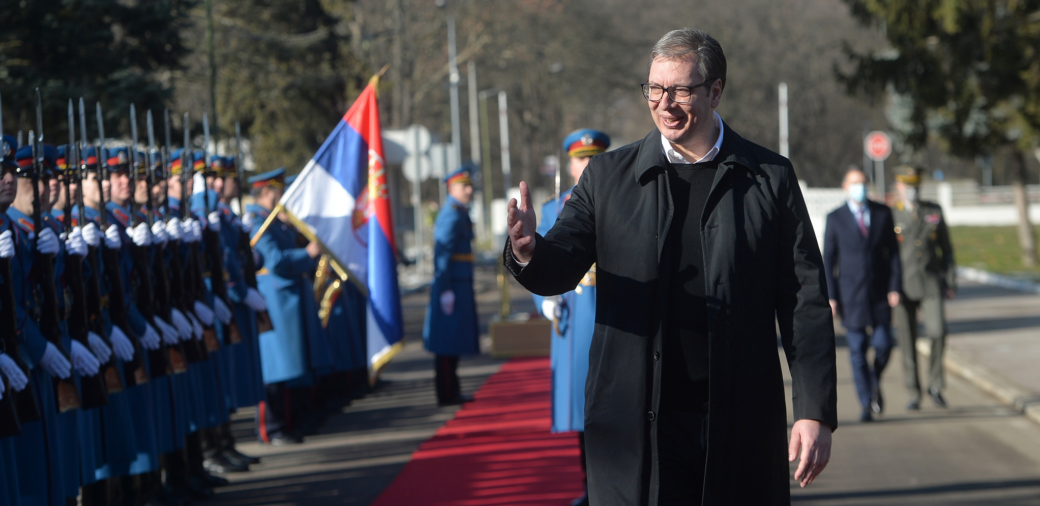 PREDAJA NIJE OPCIJA Vučićeva moćna poruka grmi Srbijom! (FOTO)