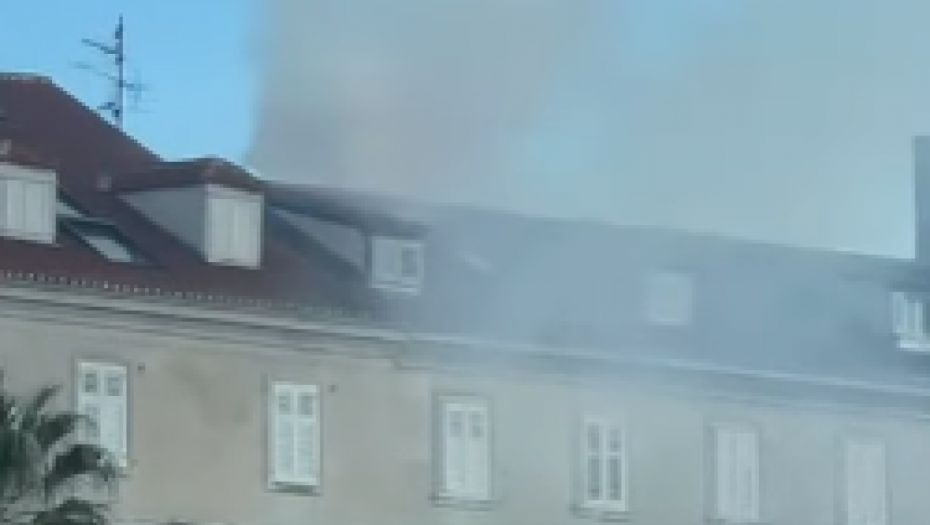 POŽAR U CENTRU SPLITA Gori Dioklecijanova palata! (VIDEO)