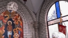 PRAVOSLAVNI VERNICI OVO ZOVU ČUDOM Pop svetio Bogojavljensku vodu, a onda je usledila scena PRAVO IZ SVETOG PISMA (VIDEO)