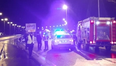 NESREĆA KOD BEOGRADA: Prevrnuo se kamion na auto-putu, saobraćaj usporen