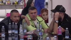 MI PRIČAMO KAO DA JE DEJAN NJU OSTAVIO Đedović i Karić zgroženi Dalilinim ponašanjem, Dragojević smatra da ona igra na ovu kartu!