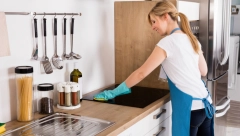 Skupa sredstva vam nisu potrebna: Očistite ravnu ploču sa lakoćom pomoću sastojaka koje već imate