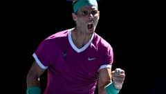 NADAL PREŽIVEO ŠAPOVALOVA! Španac posle drame u pet setova do polufinala Australijan opena!