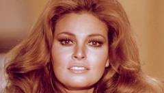 EVO OD ČEGA JE ZAPRAVO PREMINULA ČUVENA RAKEL VENČ Dugo se krilo, konačno otkriven pravi uzrok smrti!