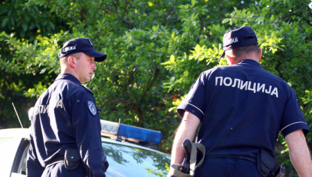 DONIRAO BUBREG NJEGOVOJ ĆERKI, A ON MU PREREZAO VRAT Petnaest godina od najbizarnijeg zločina u Loznici