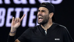 OPTUŽEN ZA RASIZAM  Čuveni teniser stavio gorilu pored Lebrona (FOTO)