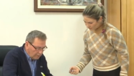 SRBI SE USTRUČAVAJU DA TRAŽE POVEĆANJE PLATE Ako ovako tražite veću platu, ubedićete šefa iz prve