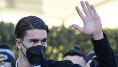 SRBIN VEĆ U POGONU! Vlahović odradio prvi trening u Juventusu! (VIDEO)