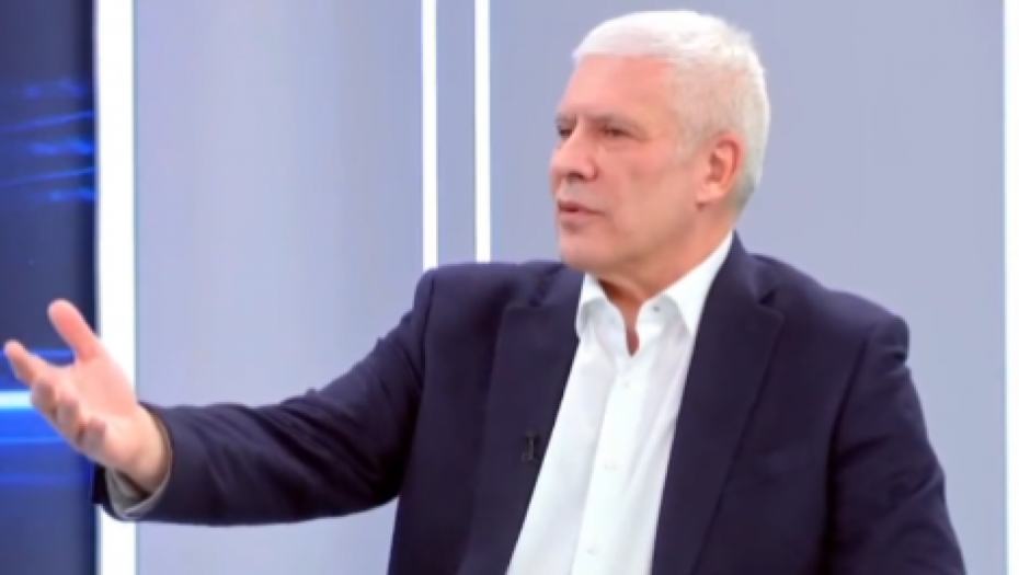ZA NJIH JE POLITIKA - NOVAC! Tadić brutalno razmontriao Đilasovu opoziciju!